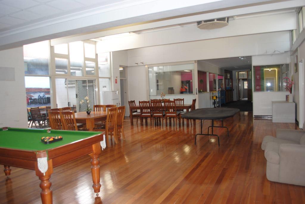 بيت شباب Port Adelaide Backpackers المظهر الخارجي الصورة